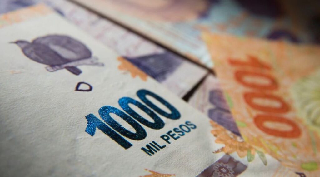 Hoy comenzó el pago de aguinaldos a activos y pasivos de la Provincia