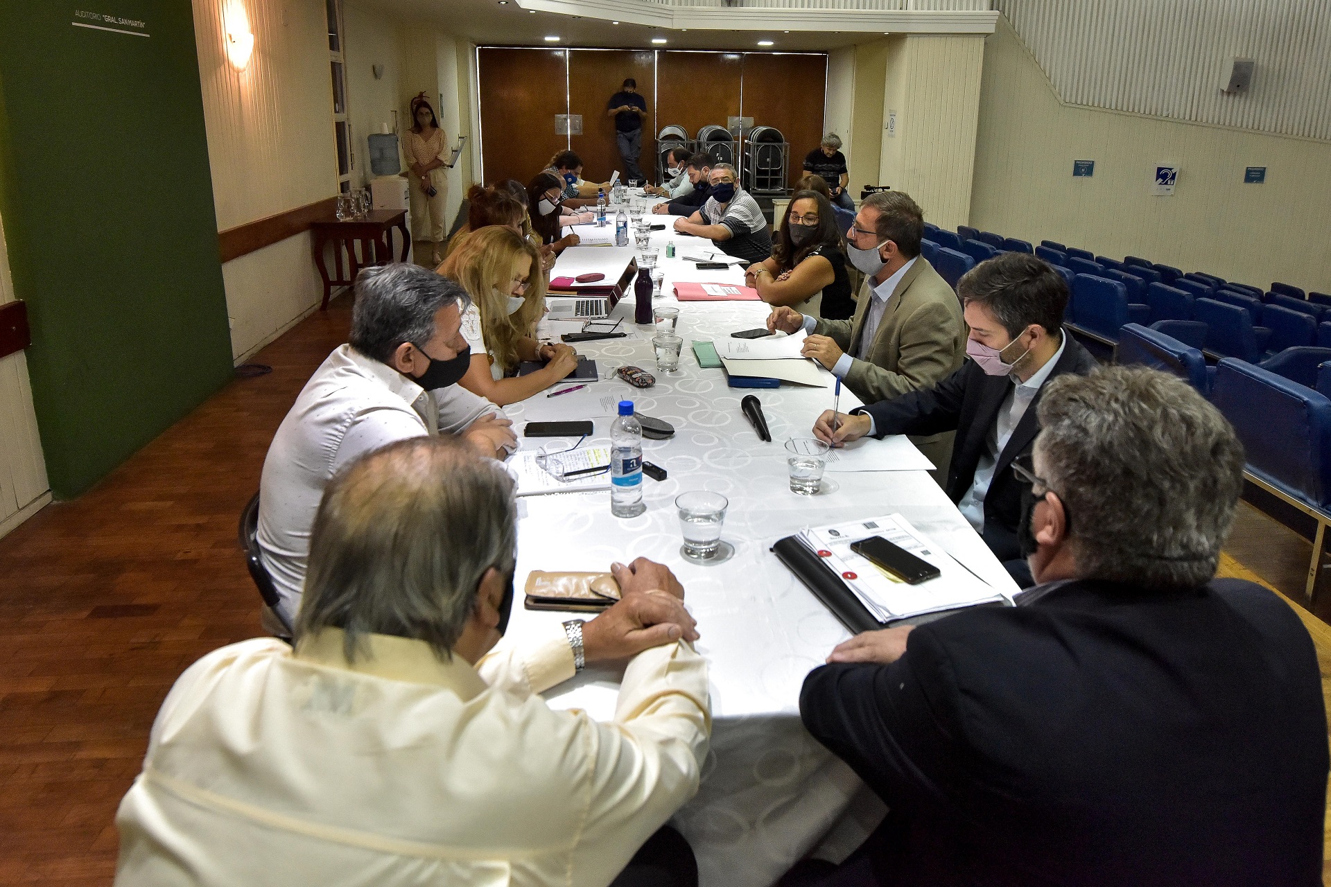 Paritarias: el Gobierno propuso una suba del 36% al mínimo a partir de febrero