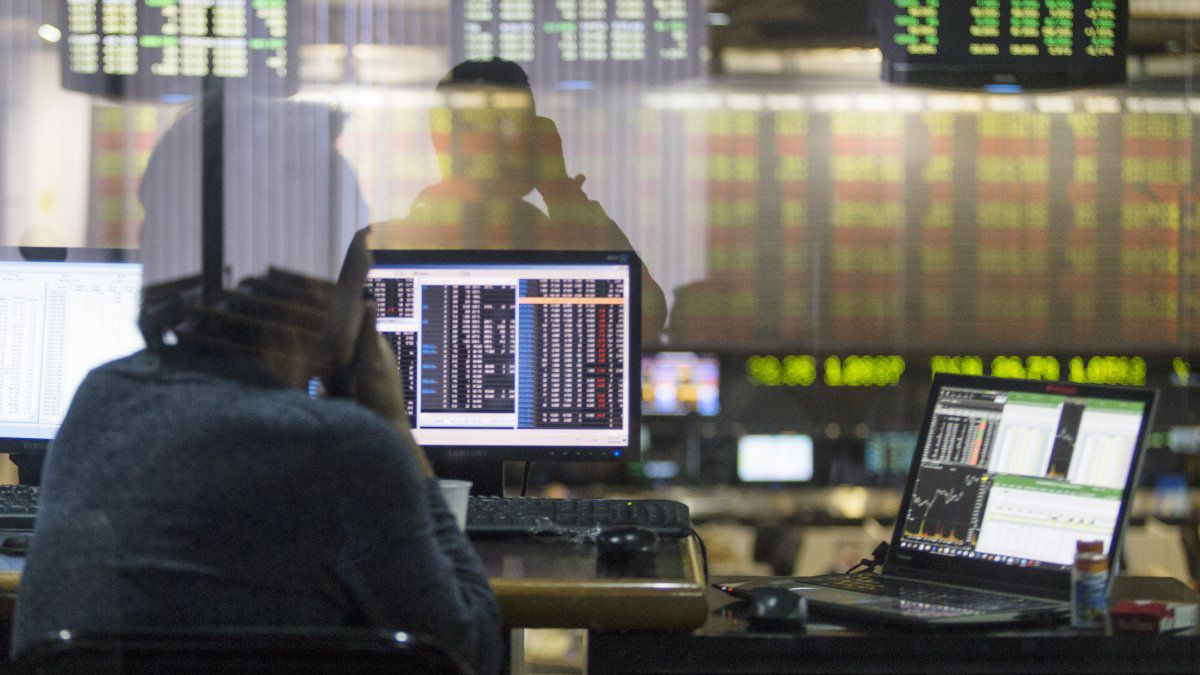 El S&P Merval cayó 5,2% en la semana, su baja más pronunciada desde octubre pasado