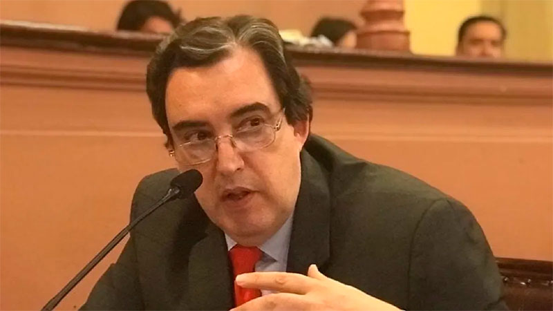 Monge es el nuevo presidente de la UCR