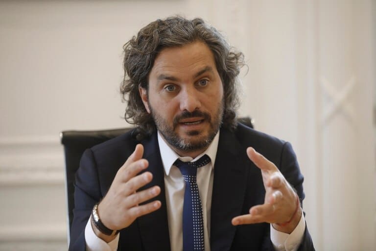 Cafiero: “Las provincias y los privados pueden comprar vacunas por su cuenta”