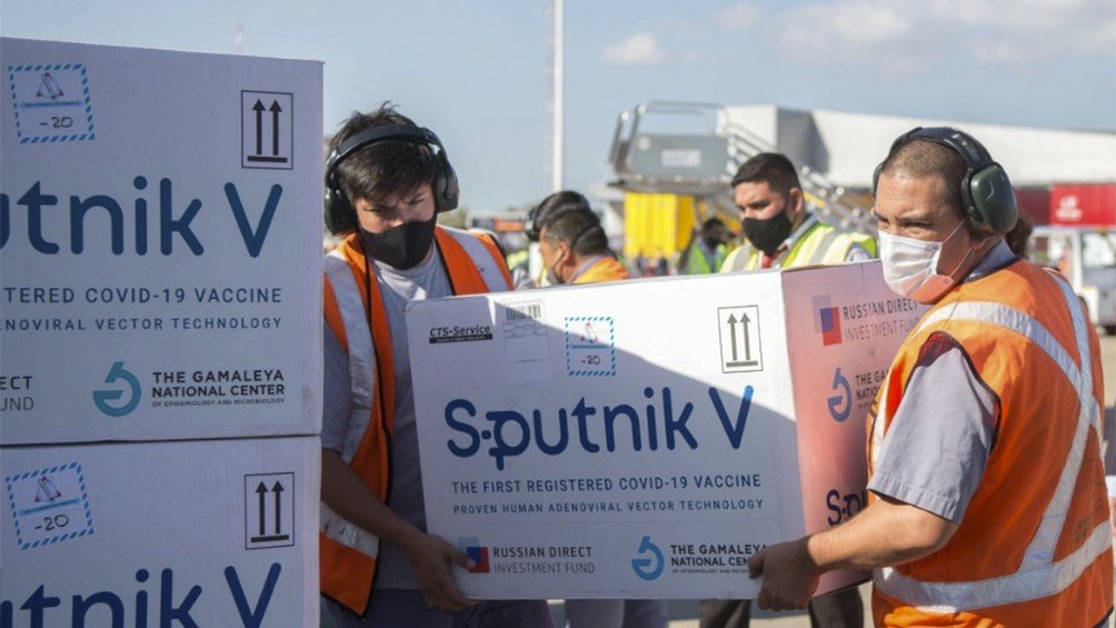 Llegan a la Argentina  800.000 dosis de Sputnik V