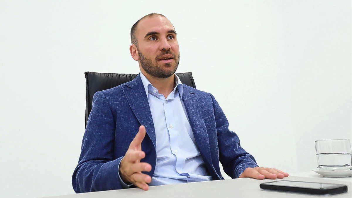 Guzmán: “Hoy la economía no podría soportar una cuarentena estricta como la que se implementó en marzo de 2020”