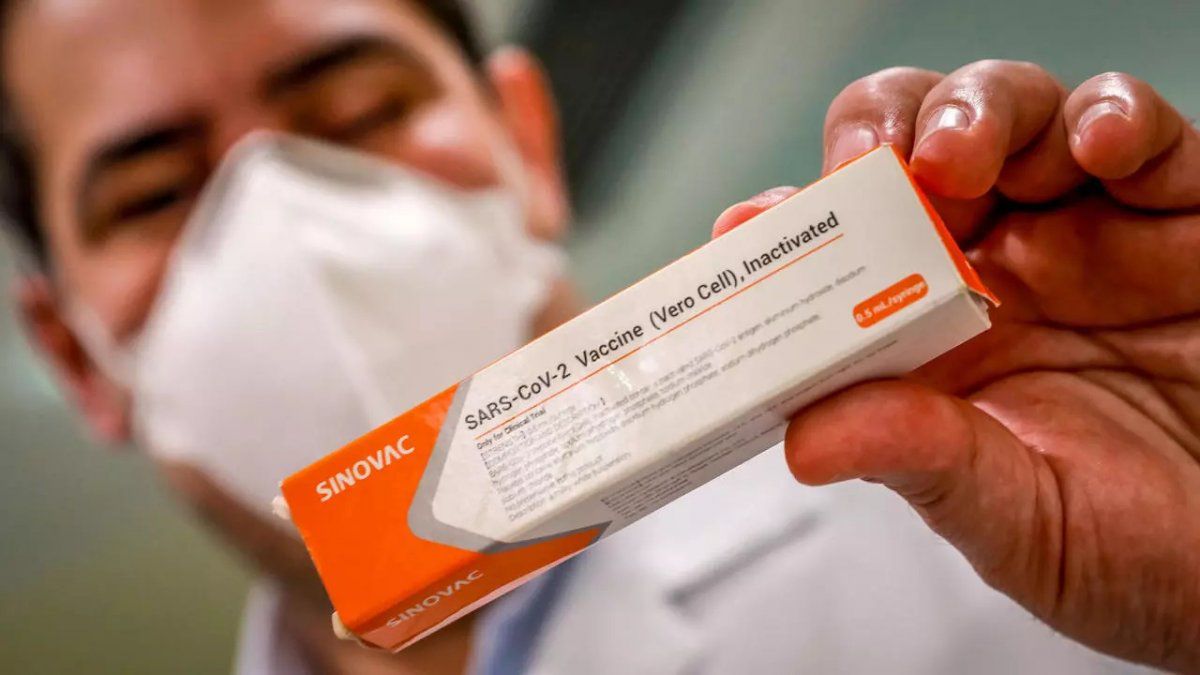 Coronavirus: Brasil suspende la producción de la vacuna china por falta de insumos