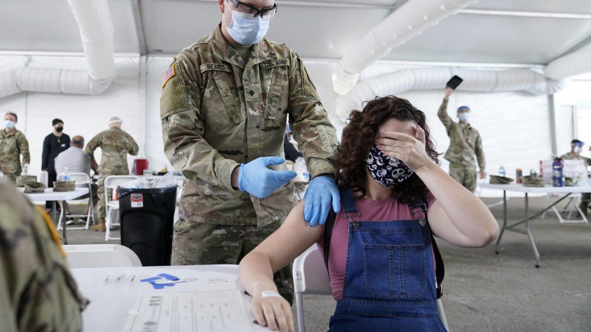 Estados Unidos abre la vacunación contra el coronavirus a todos los mayores de 16 años