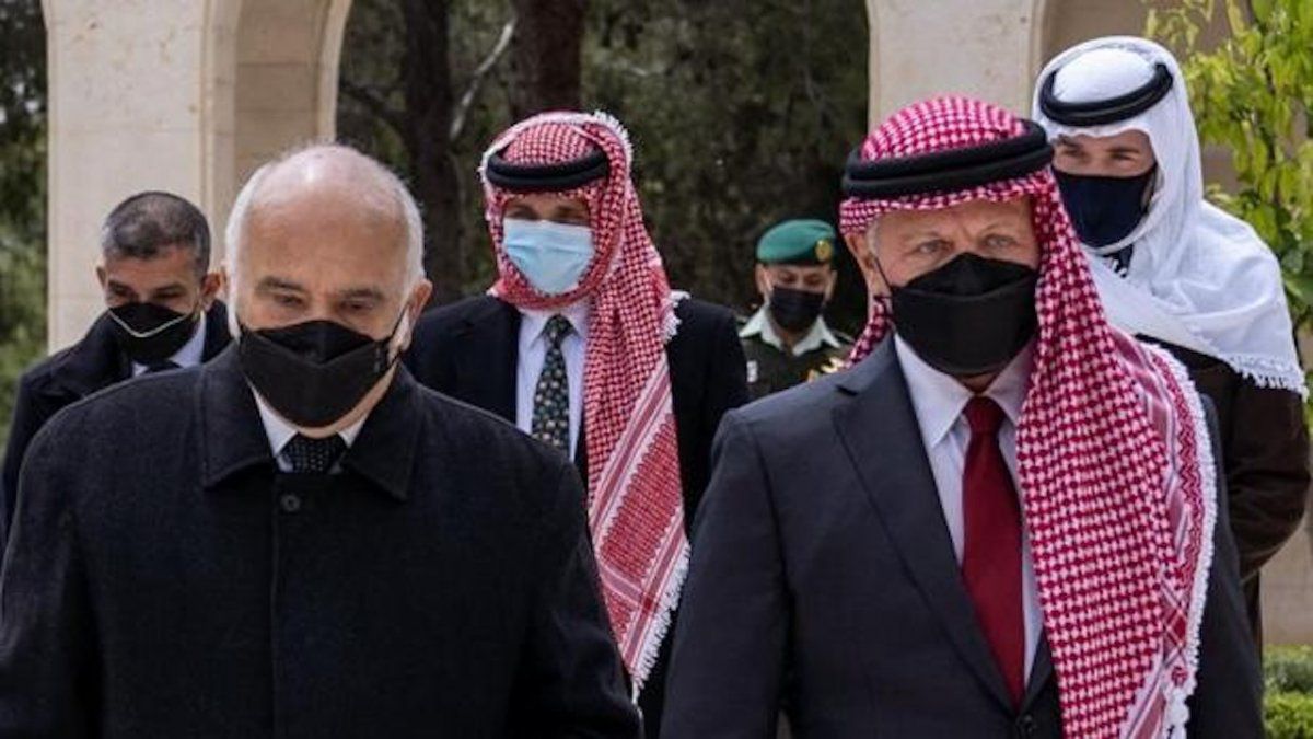 Jordania: reaparecen el rey Abdalá II y el príncipe Hamza tras el escándalo de sedición