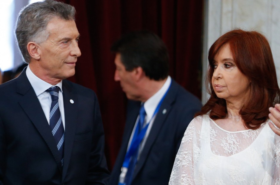 Encuesta: Cristina Kirchner y Mauricio Macri «generan sentimientos de profundo e intenso amor y rechazo»