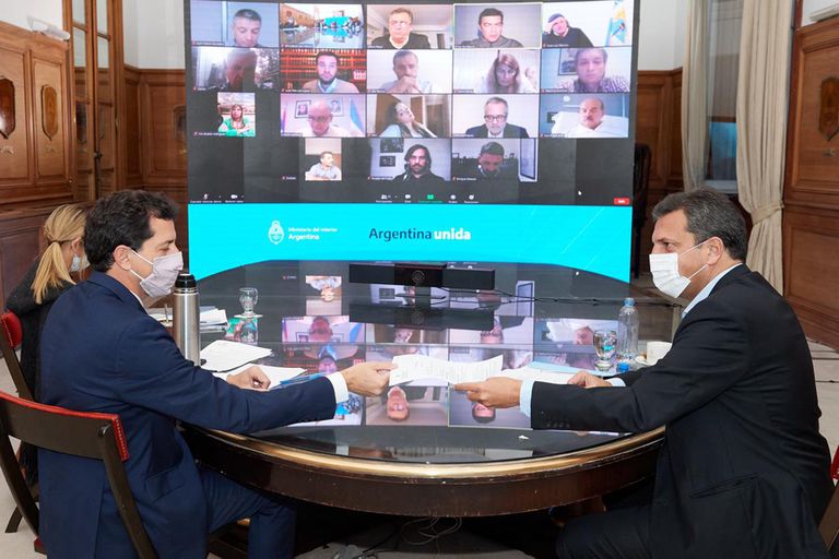 Elecciones: Gobierno y oposición acordaron postergación