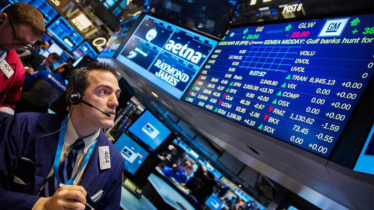 Wall Street se hundió por temor sobre inflación (tecnológicas moderaron pérdidas)