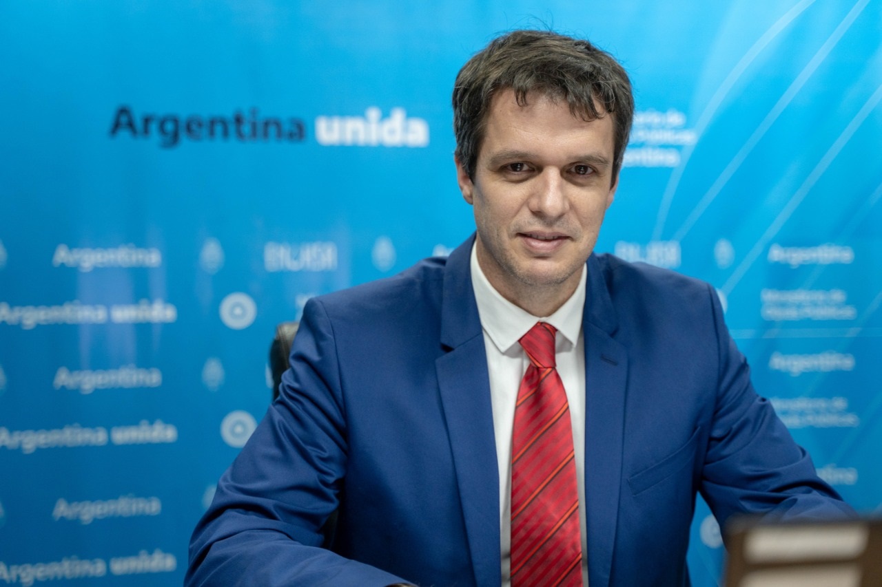 Cresto: «A mitad de año vamos a llegar a las mil obras en ejecución en todo el país»