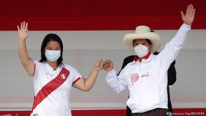 Ballotage en Perú: con el 94% de las actas procesadas, Pedro Castillo pasó al frente y supera a Keiko Fujimori por escaso margen