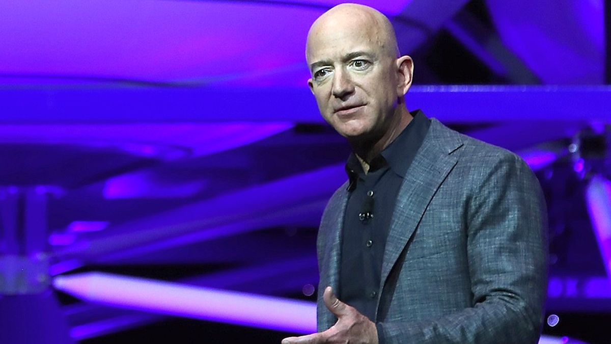 Pagaron 28 millones de dólares para viajar al espacio con Jeff Bezos