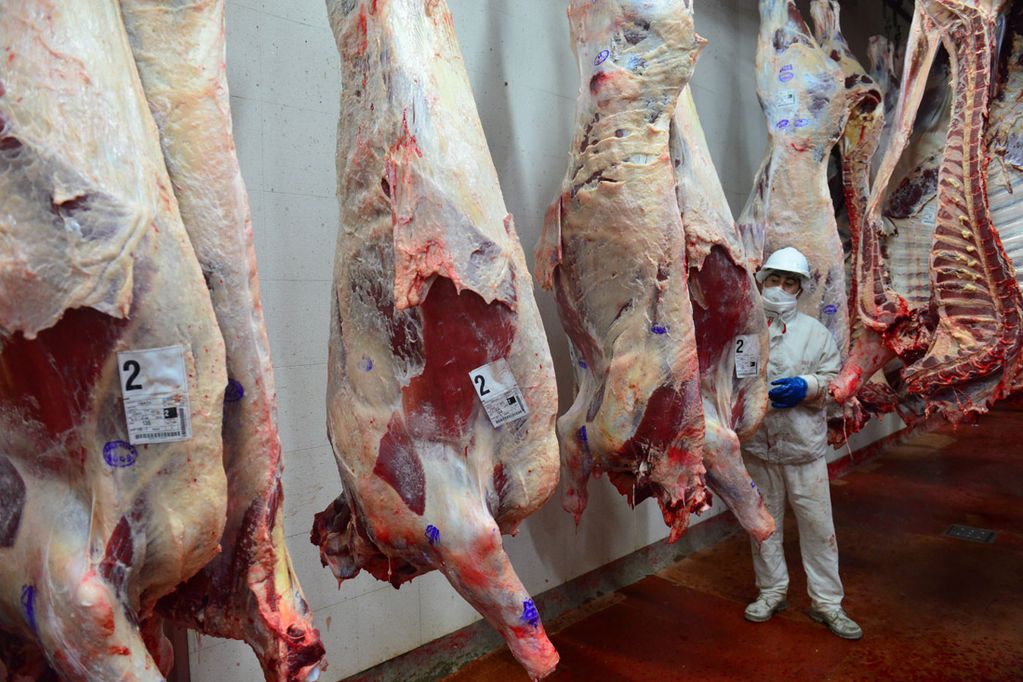 Con la restricción, la carne subió un 8%