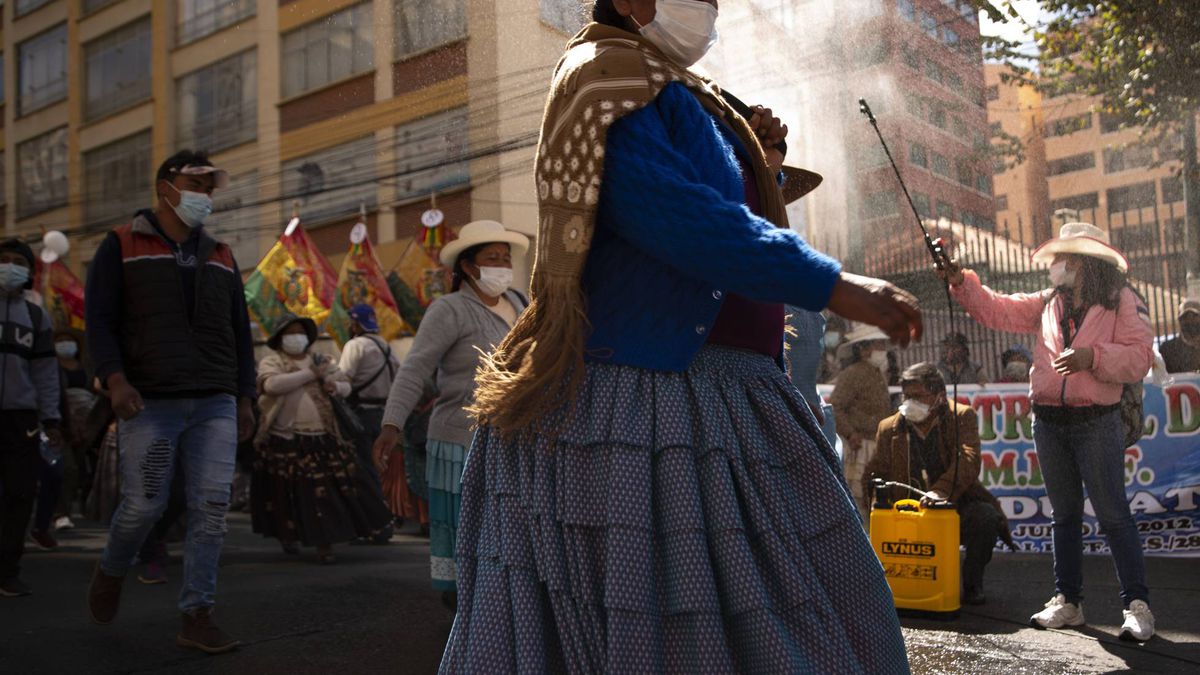 Protestas en Bolivia en reclamo de la segunda dosis de la vacuna anticovid Sputnik V