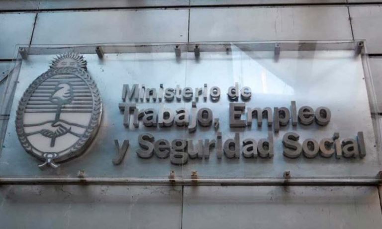 Extienden el Repro II hasta agosto e incluyen trabajadores independientes de sectores críticos