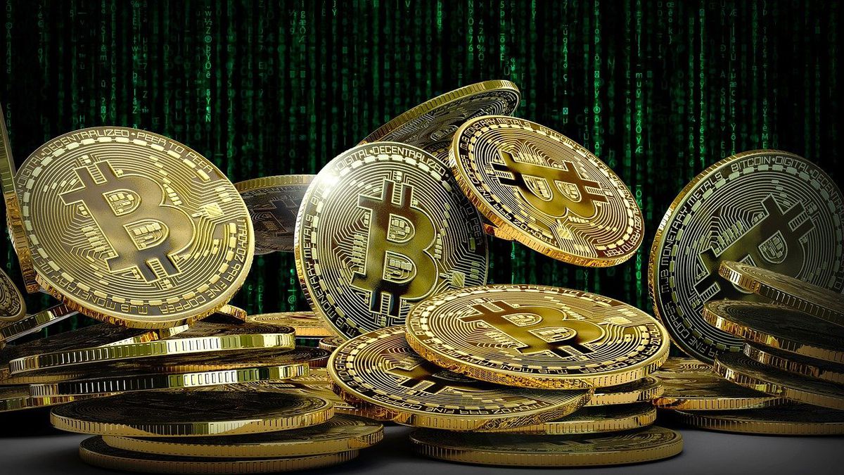 Analistas sostienen que Bitcoin llegaría a los u$s250.000 pese a que podría desplomarse previamente
