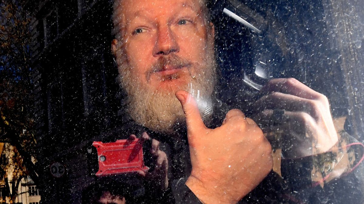 Un juicio simbólico en Londres para defender a Julian Assange y acusar a EEUU