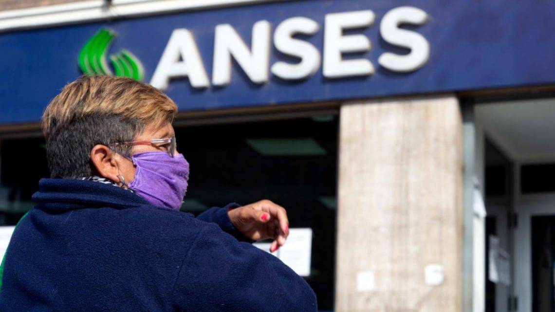 Pagos de ANSES: Comienza a abonarse el aguinaldo, quiénes cobran este viernes 3 de diciembre