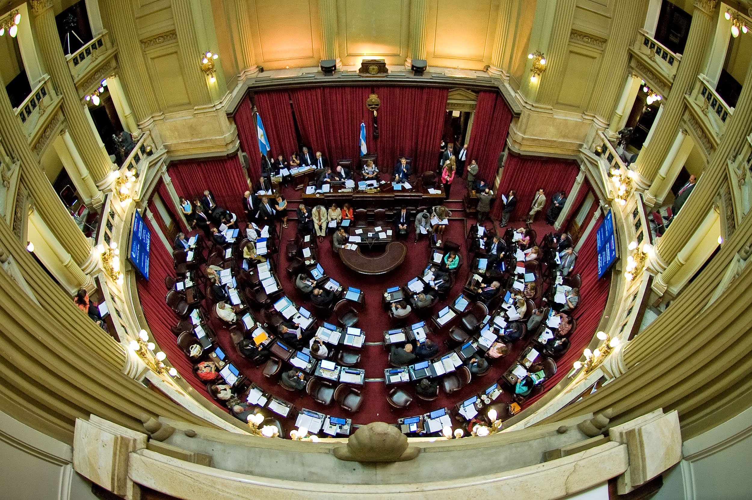 Cuatro senadores del Frente de Todos conformarán un grupo interno que buscará torcer la agenda del kirchnerismo