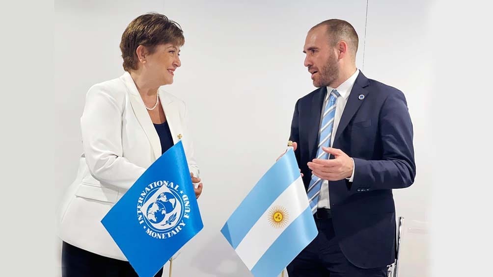 El FMI mejoró su pronóstico de crecimiento para la Argentina: 3% en 2022