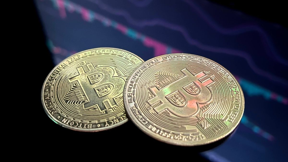 Bitcoin comienza el 2022 en u$s47.200 y los movimientos en China influyen en su precio