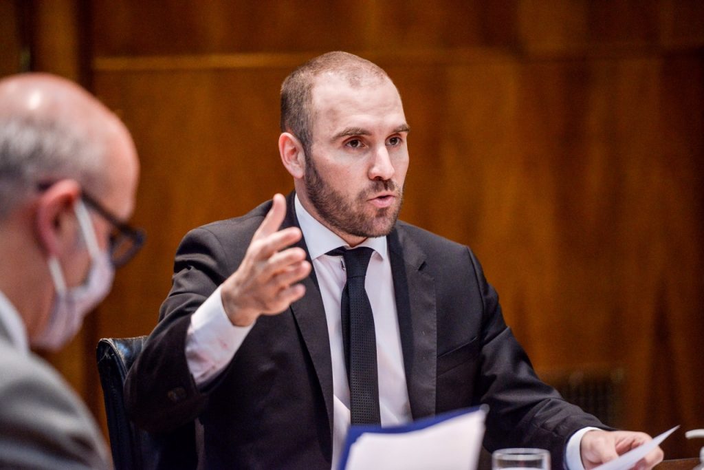 Comienza el debate en el Congreso del acuerdo con el FMI con la exposición de Guzmán y de otros funcionarios