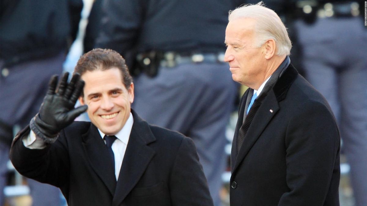 Rusia acusa al hijo de Joe Biden de financiar armas biológicas