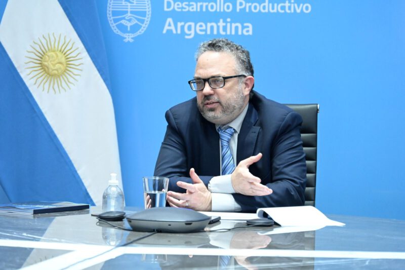 Matías Kulfas: “La reactivación no se detiene y ya hemos recuperado casi todo lo perdido por la crisis de Macri”