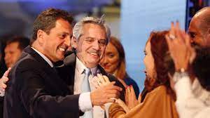 En la Rosada afirman que Alberto ya aceptó cambiar el gabinete y negocia con Cristina y Massa