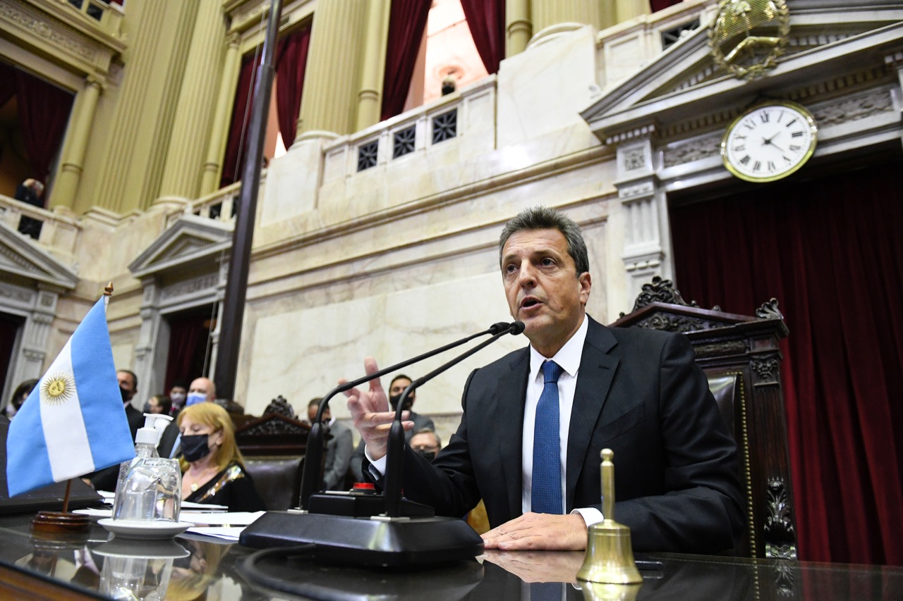 Massa presenta el proyecto de Presupuesto 2023 en Diputados