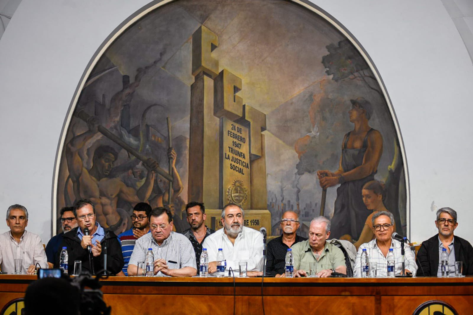 24 de enero: Paro general y movilización en contra del DNU y la ley ómnibus