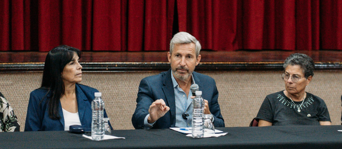 El gobernador Rogelio Frigerio celebró las desregulaciones en la industria de las frutas