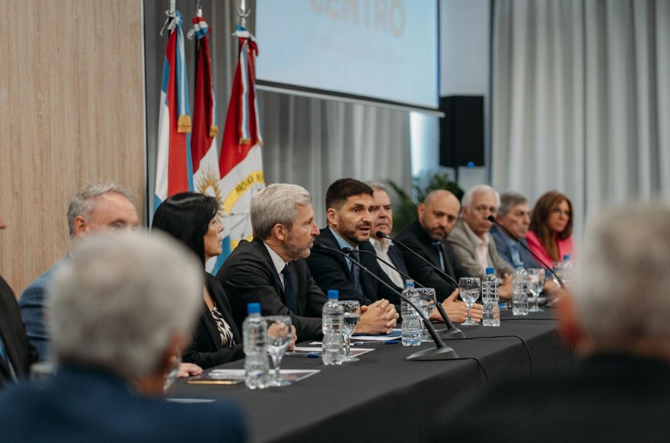 Tras el cruce de Milei con los gobernadores patagónicos, Pullaro y Frigerio pidieron que se convoque al diálogo