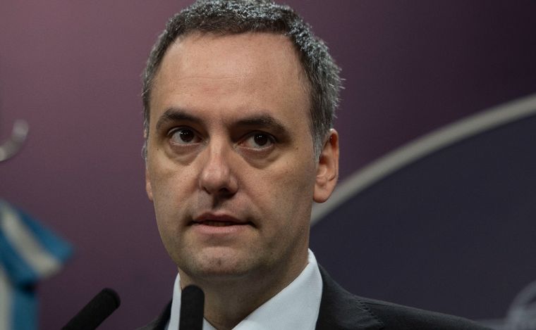 El Gobierno explicó los motivos del pago desdoblado a los jubilados en abril