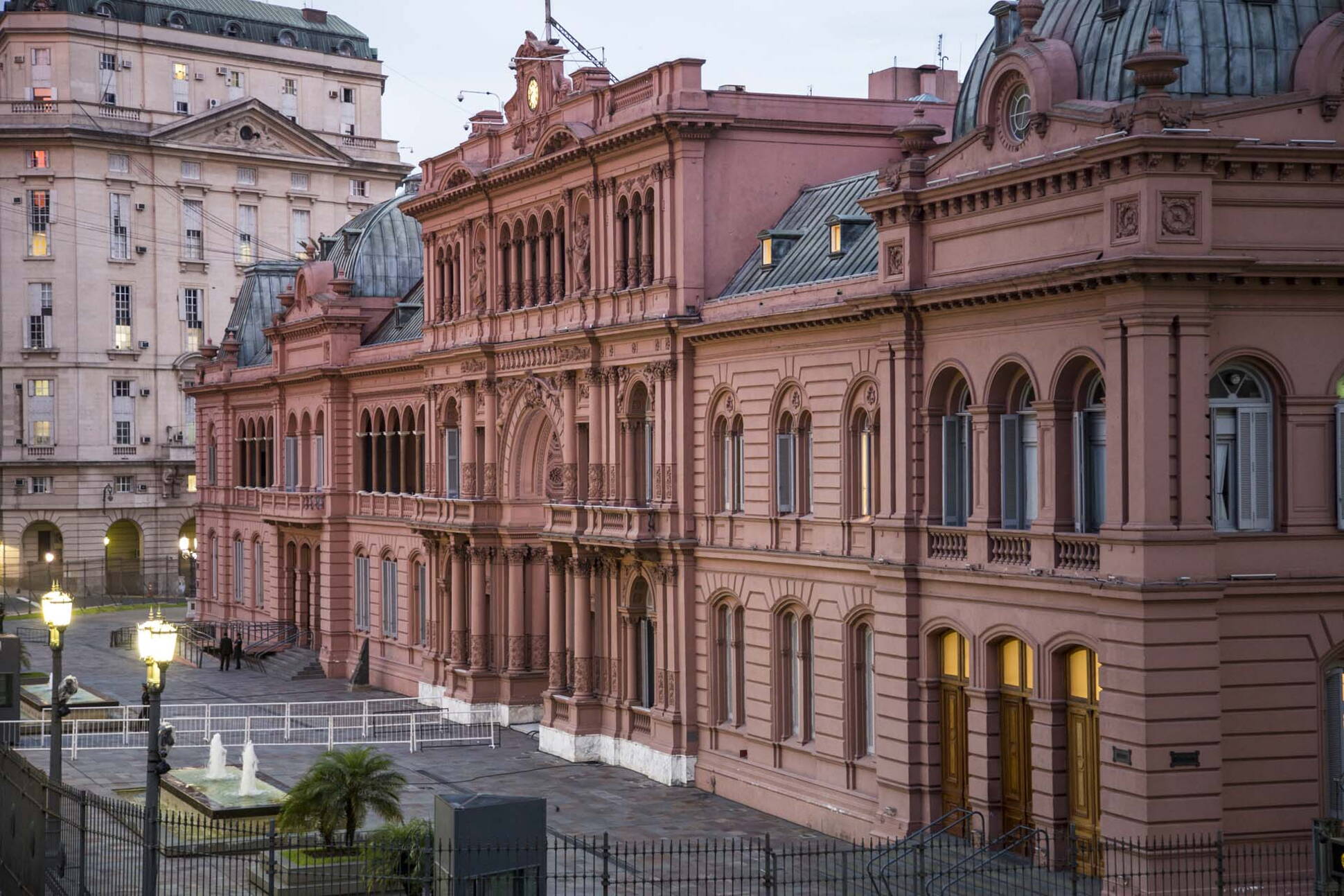 La Casa Rosada definió que convocará a todos los gobernadores juntos: la reunión será este viernes