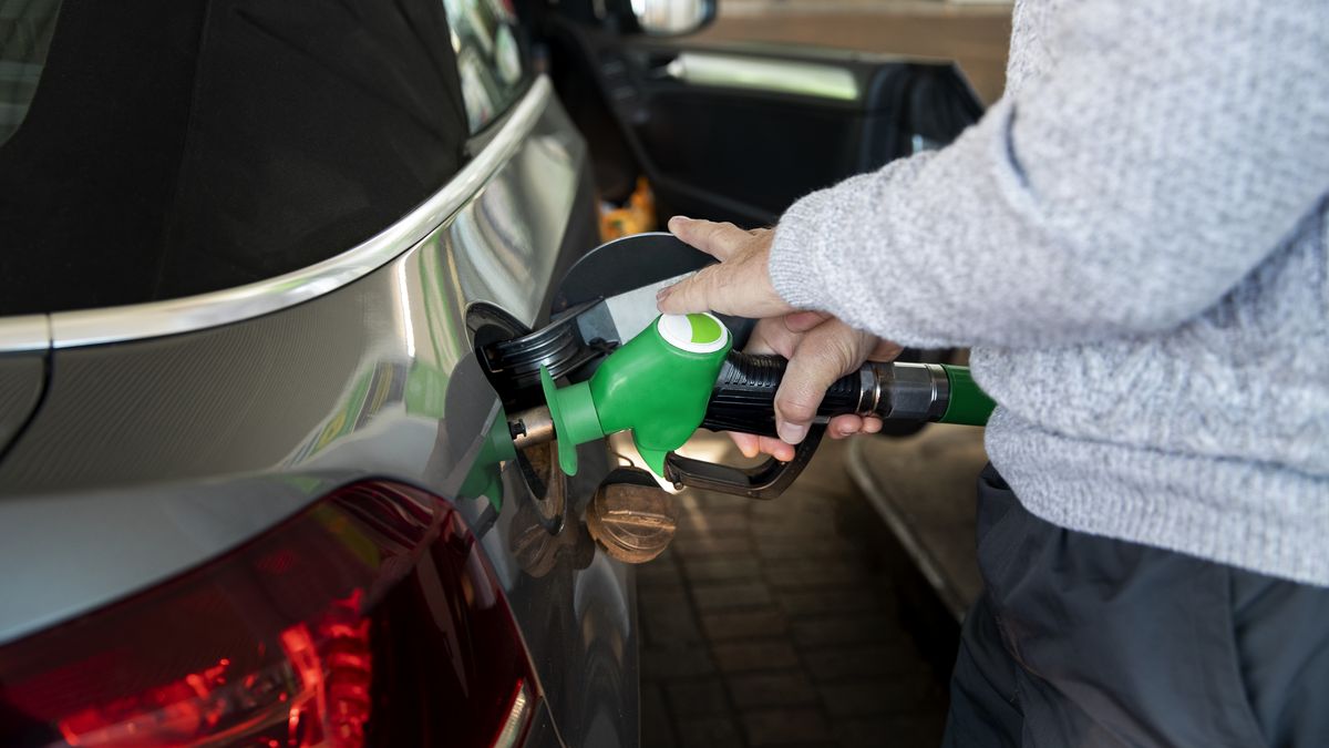 Combustibles: la nafta ya subió hasta 16% y prevén más aumentos por la escalada del petróleo