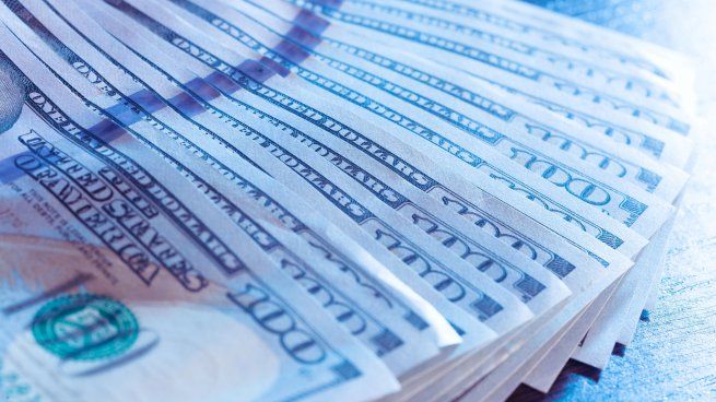 Fin del cepo: facilitan la compra de dólares para las empresas que tengan que cancelar deudas
