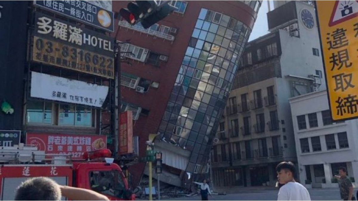 Un terremoto de 7,5 sacude la capital de Taiwán y enciende las alarmas de tsunami en Japón