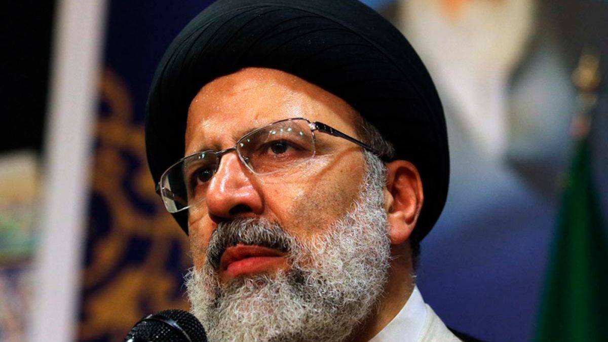 encuentran restos del helicóptero y se reducen las posibilidades de hallar con vida al presidente Ebrahim Raisi