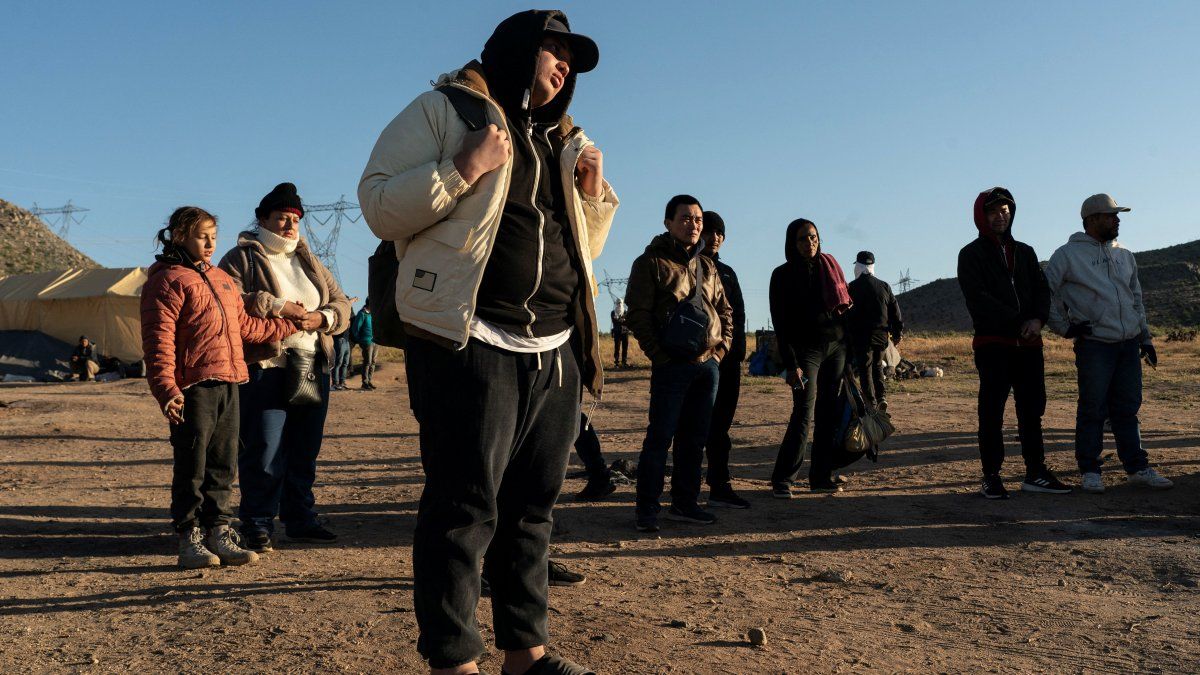 ¿Por qué los migrantes son la columna vertebral de la economía de Estados Unidos?