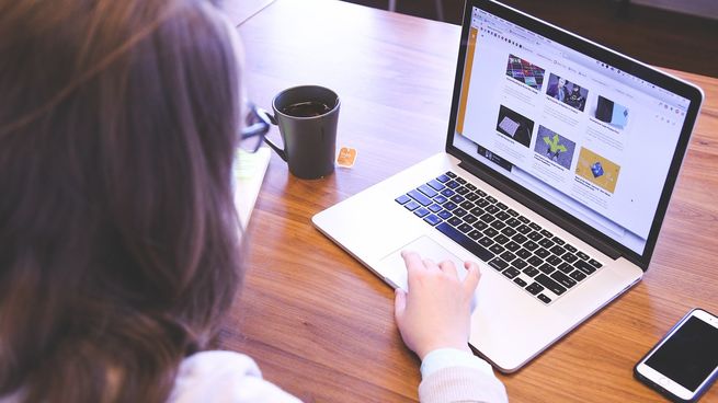 Lanzan un prestigioso curso online para entender y aplicar la innovación en Inteligencia Artificial: cómo anotarse