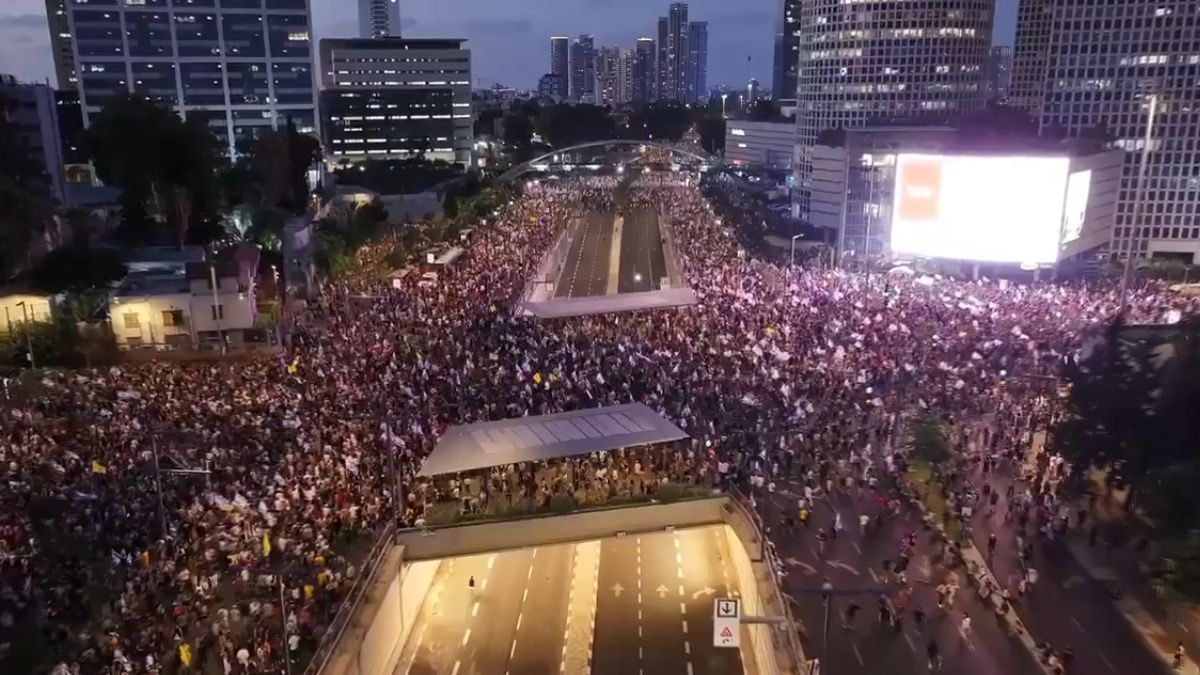 paro general y masivas protestas ponen en jaque a Benjamín Netanyahu por la muerte de rehenes en Gaza