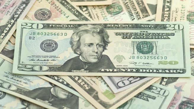 en qué parte del billete se encuentra el sello del Tesoro de los Estados Unidos