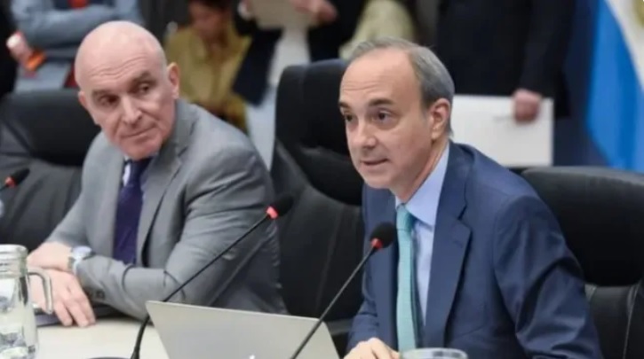 El gobierno nacional evalúa la posibilidad de llevar a cinco años la educación técnica