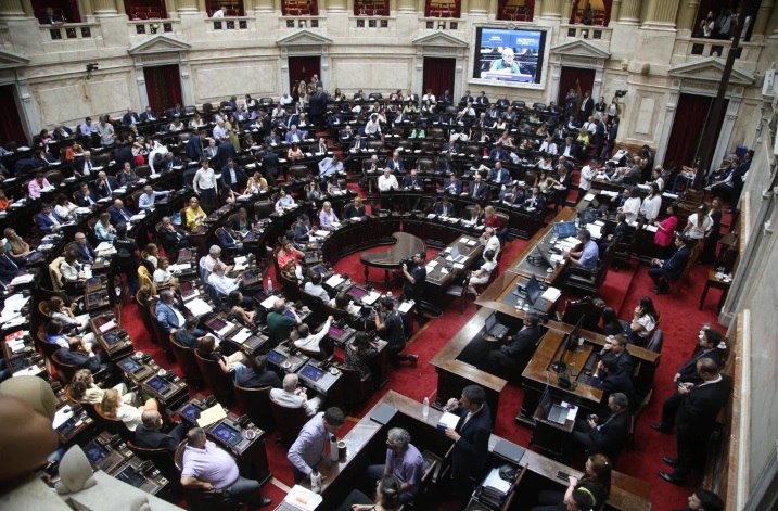 Elecciones 2025: cuántas bancas ponen en juego los bloques en Diputados y cuáles son las provincias claves