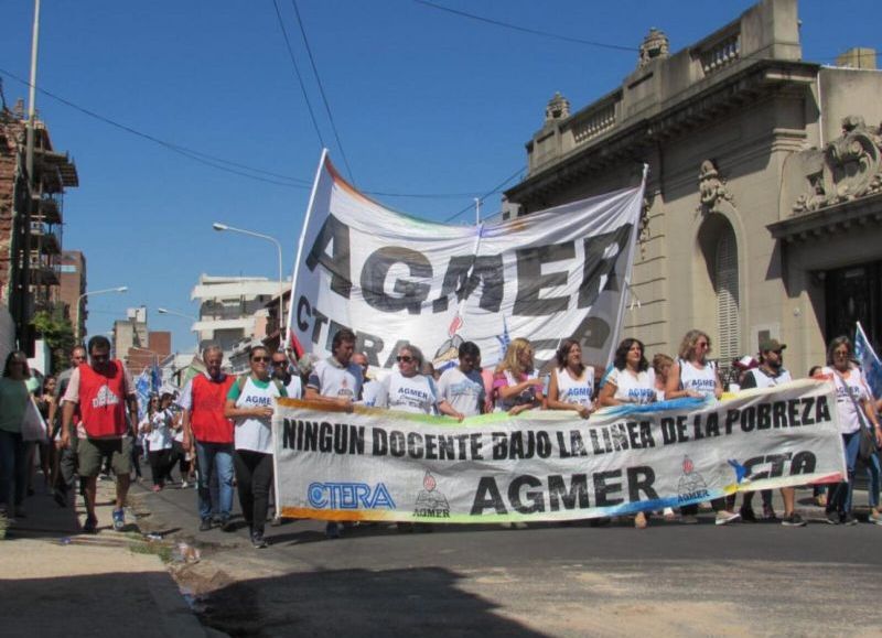 Agmer consideró “castigo” los descuentos por paro y exigió su “inmediata devolución”