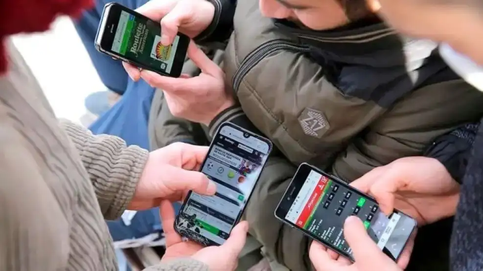 Apuestas online: diputados se prepara para prohibir publicidad en clubes, medios, estadios e influencers