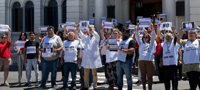 El Gobierno convocó a Agmer y aseguró que en la brevedad se devolverán los descuentos