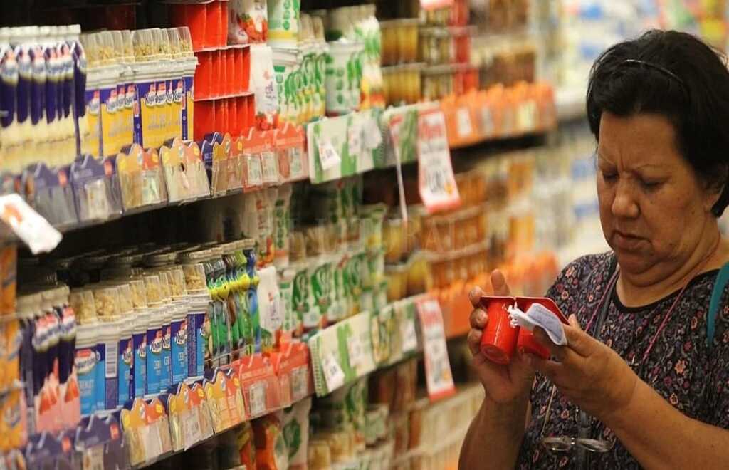 Los alimentos sostienen su ritmo de aumentos y se proyecta inflación por encima del 2% en enero