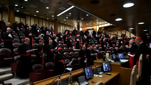Más de 100 cardenales debatieron en el Vaticano antes del Cónclave que elegirá al nuevo Papa